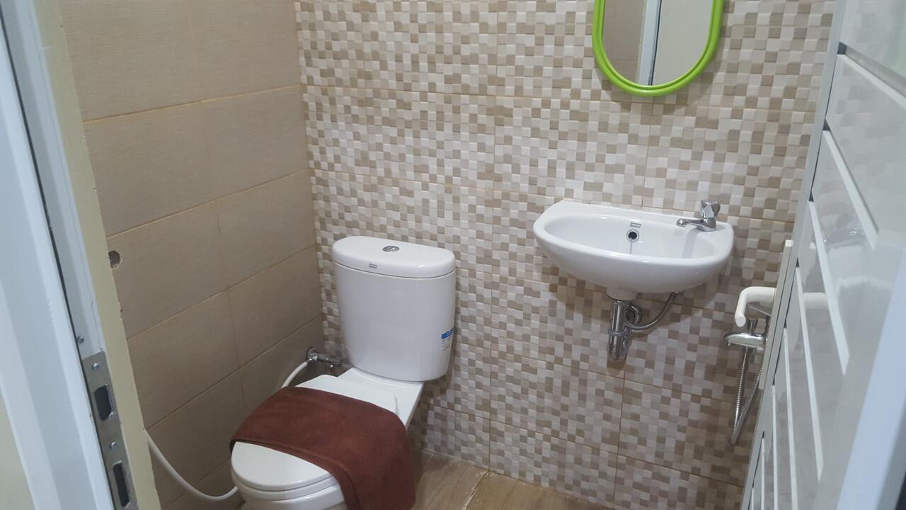 Hotel Kostel Wood 7296 Semarang